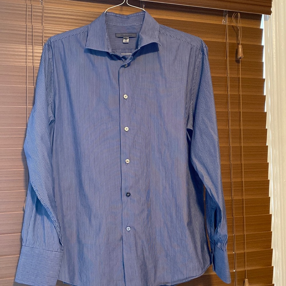John Varvatos long sleeves buttons down shirt in perfect condition